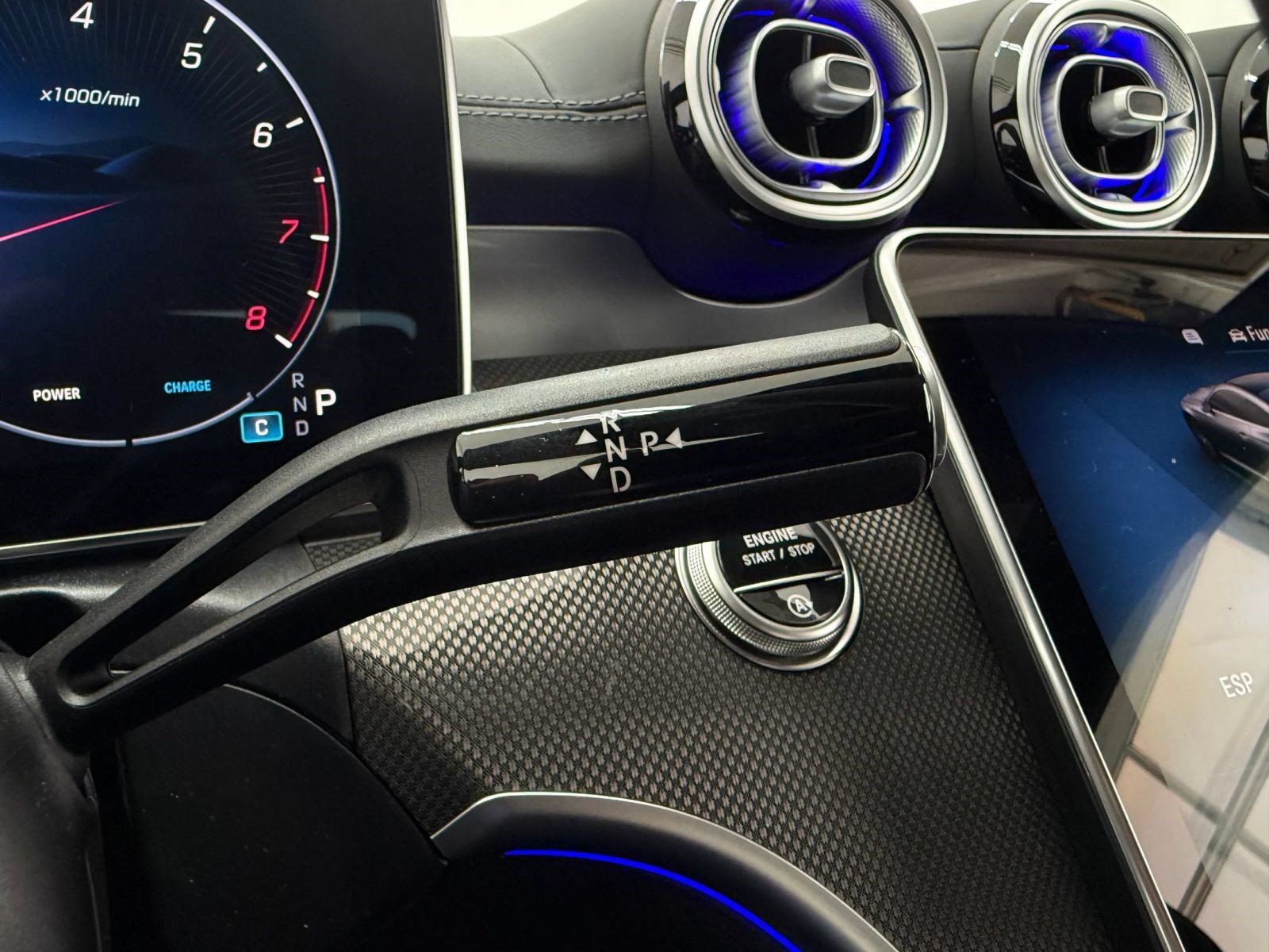 New 2027 Mercedes-Benz CLE 300 4MATIC Coupe image 15