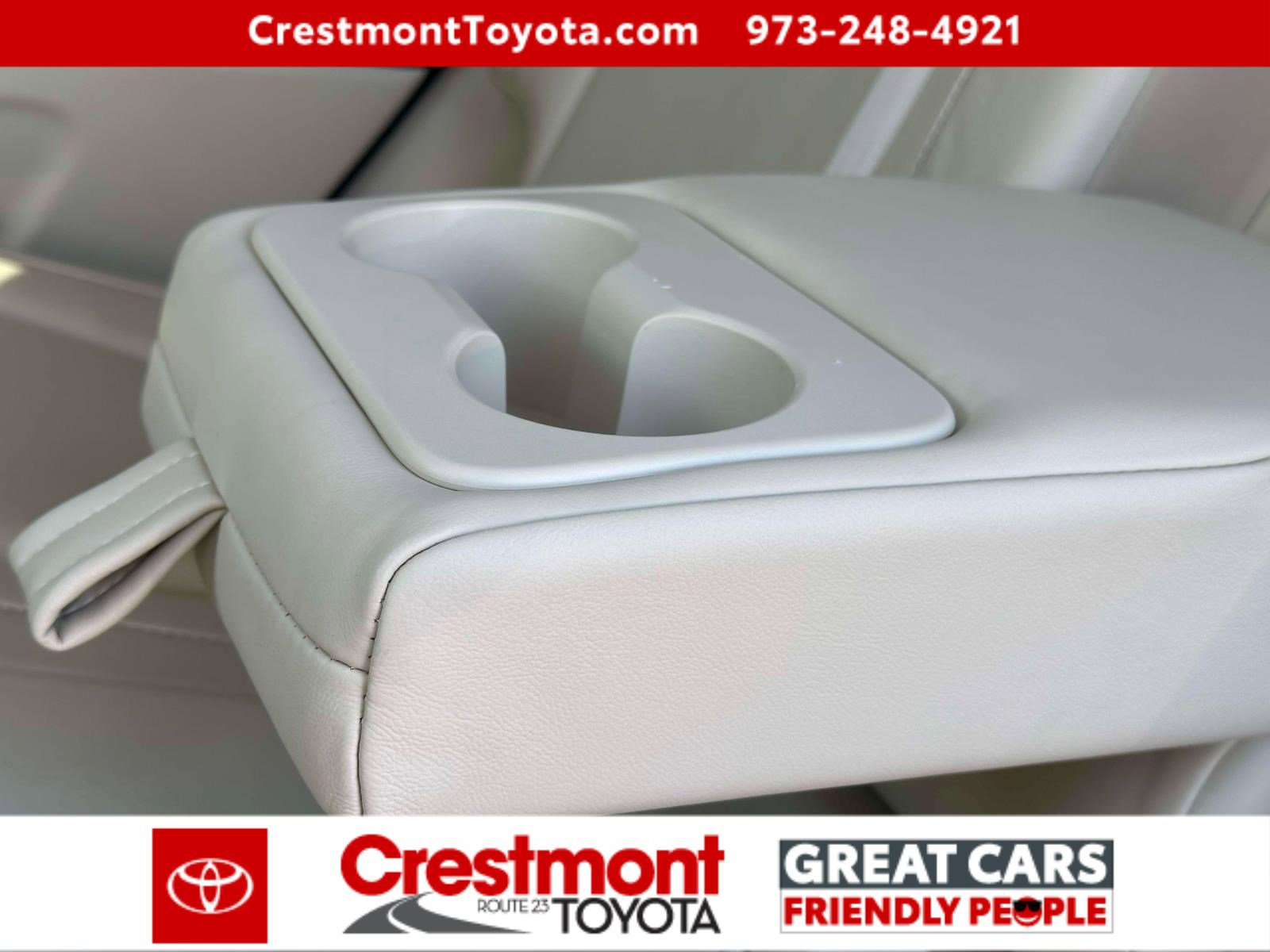 Used 2016 Toyota Highlander XLE AWD/4WD image 10