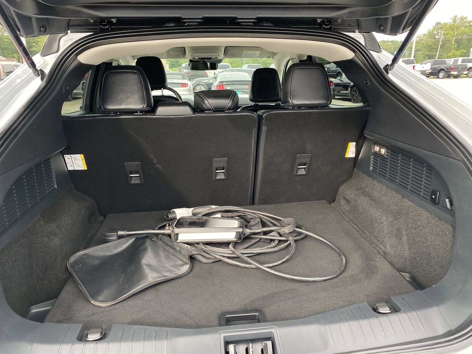 Used 2021 Ford Mustang Mach-E Select image 15