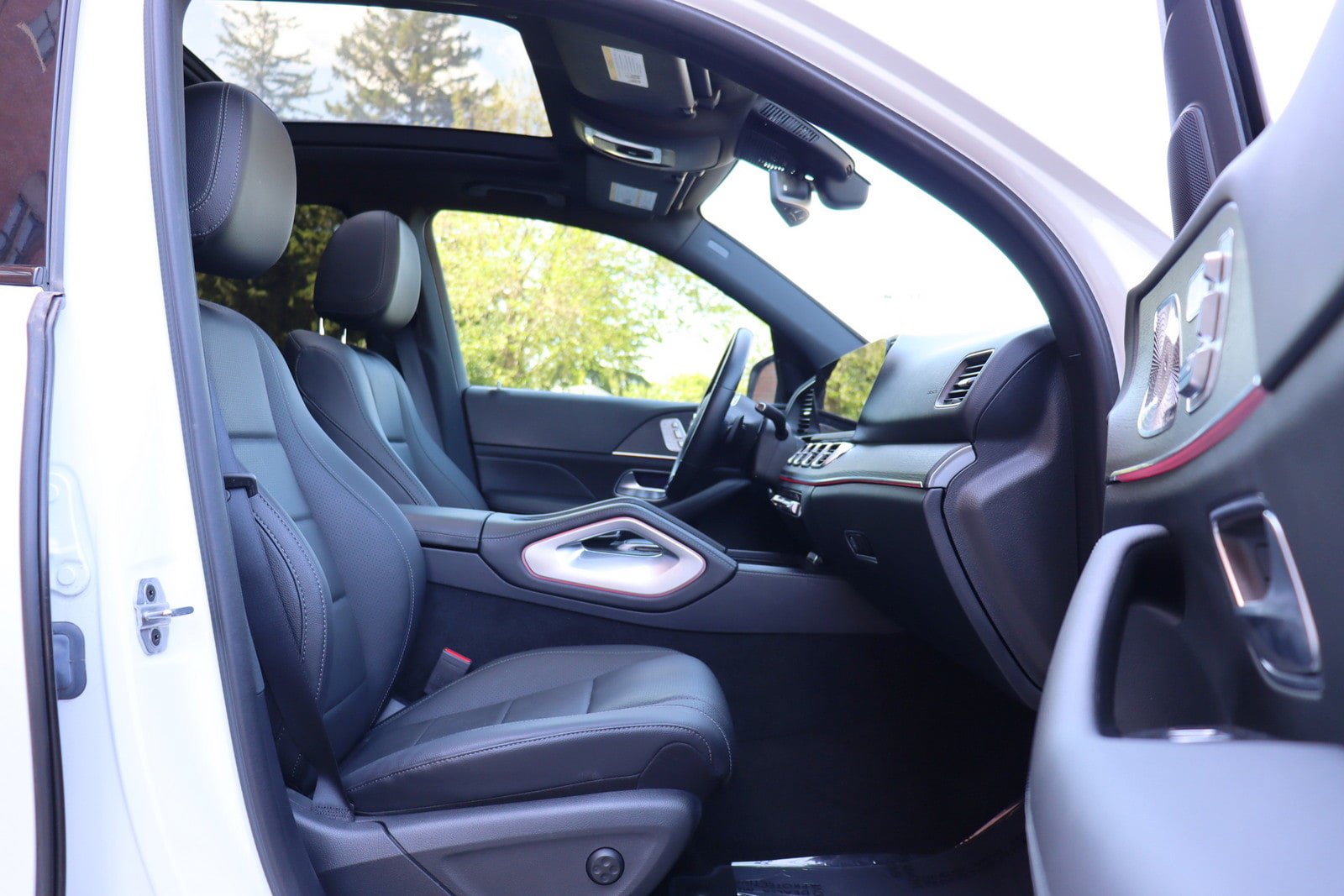 Used 2022 Mercedes-Benz GLE 350 4MATIC image 23