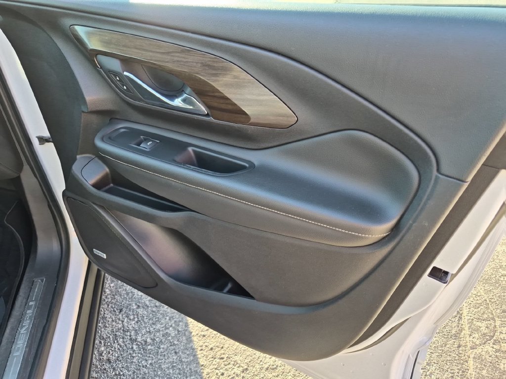 Used 2018 GMC Terrain Denali w/ Driver Alert Package II FWD image 31