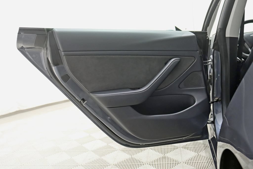 Used 2020 Tesla Model 3 Performance AWD/4WD image 35