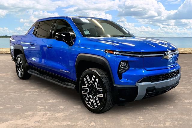 New 2026 Chevrolet Silverado EV LT image 1