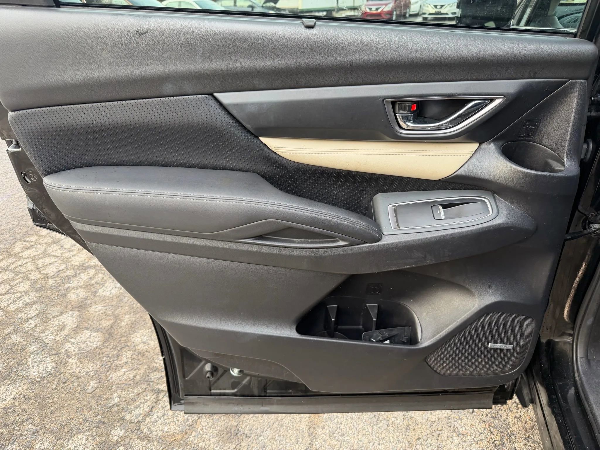 Used 2019 Subaru Ascent Limited image 19