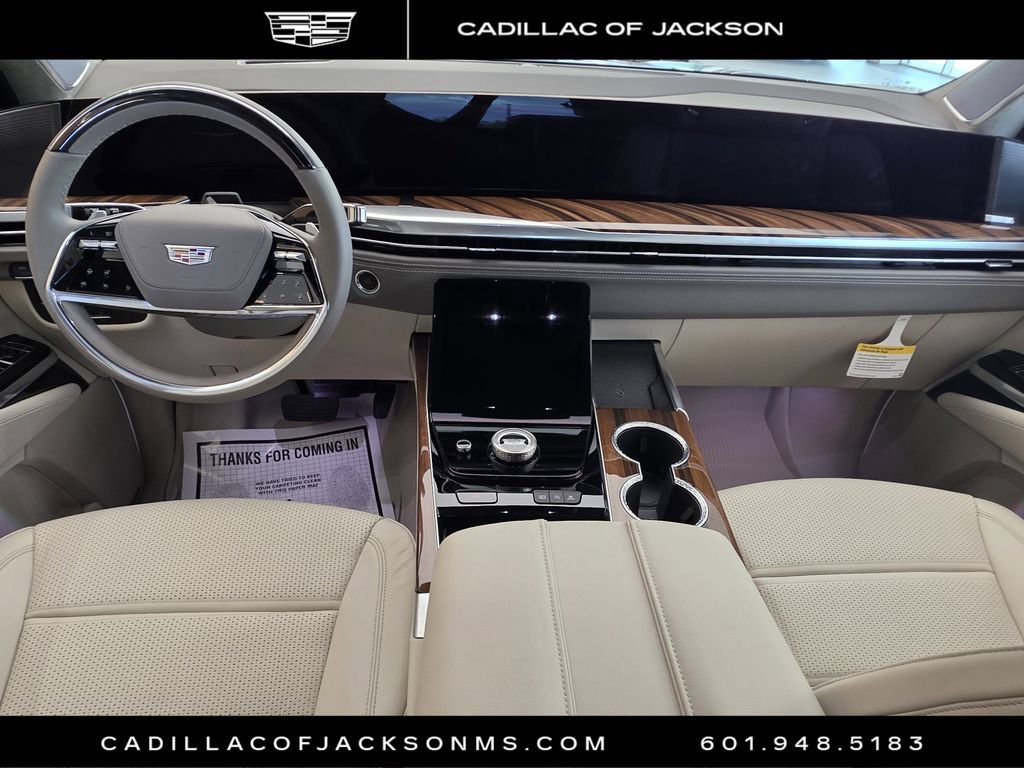 Certified 2026 Cadillac Escalade Platinum Sport w/ LPO, Floor Liner Package AWD/4WD image 9
