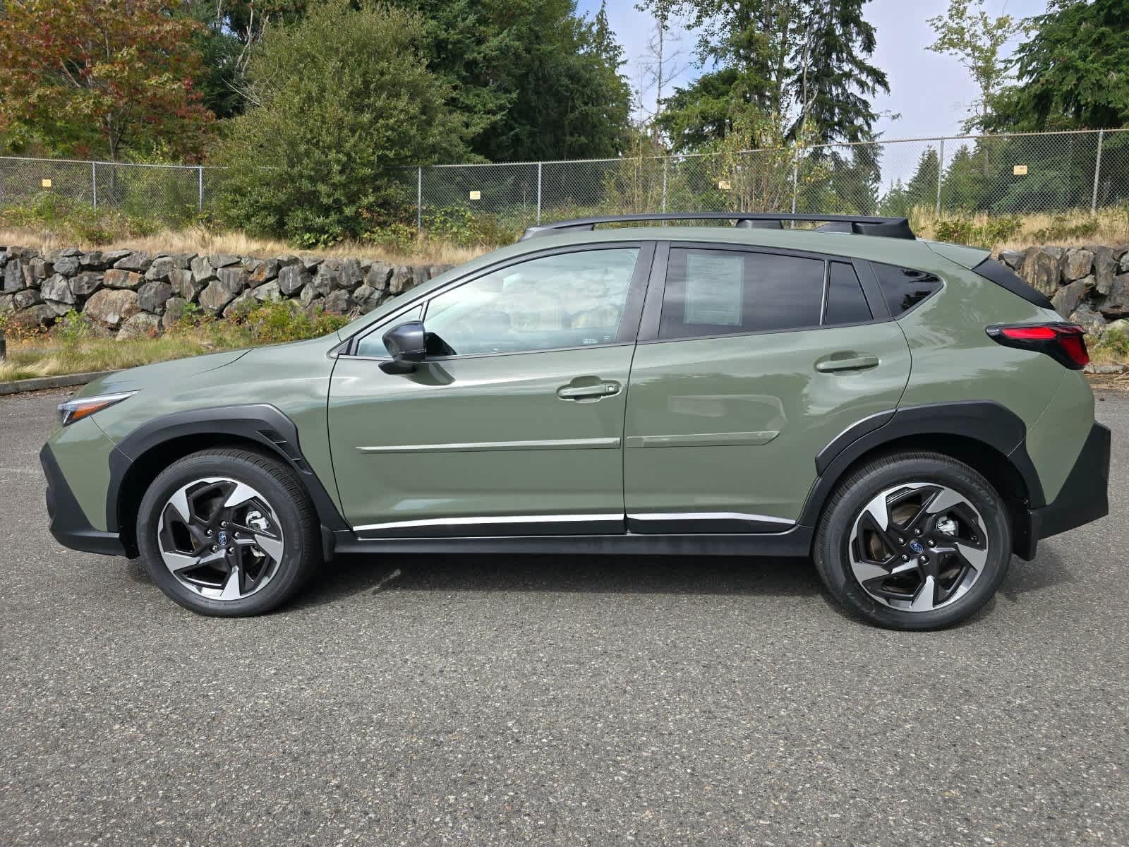 Certified 2025 Subaru Crosstrek 2.5i Limited w/ Crosstrek Mirror Package AWD/4WD image 3