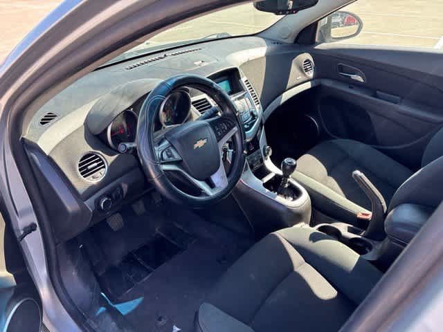 Used 2011 Chevrolet Cruze Eco FWD image 9