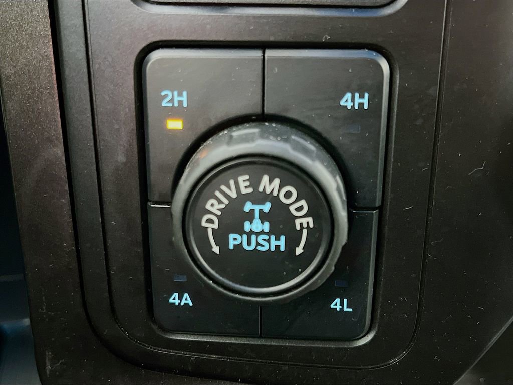 Used 2021 Ford F150 Lariat w/ Equipment Group 502A High image 22