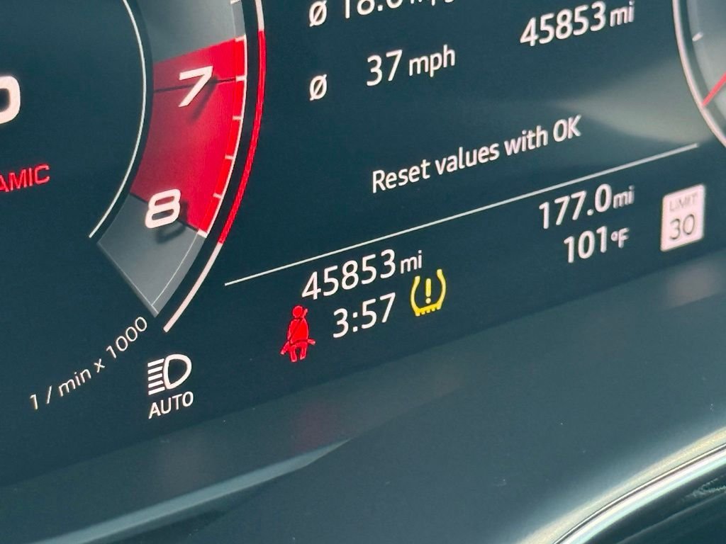 Used 2023 Audi SQ8 Prestige w/ Prestige Package AWD/4WD image 22