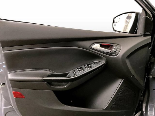 Used 2017 Ford Focus RS AWD/4WD image 22