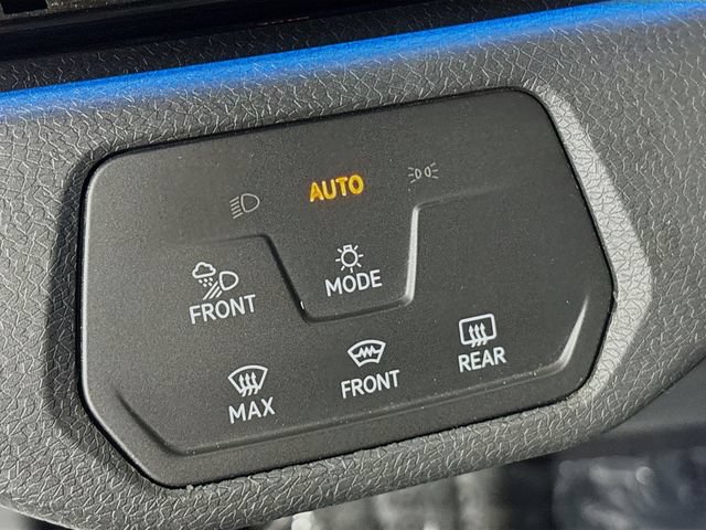 Certified 2022 Volkswagen ID.4 Pro S AWD/4WD image 11