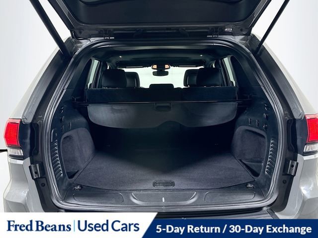 Used 2020 Jeep Grand Cherokee Laredo image 28