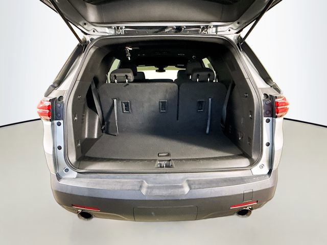 Used 2023 Chevrolet Traverse LT w/ LPO, Floor Liner Package image 26