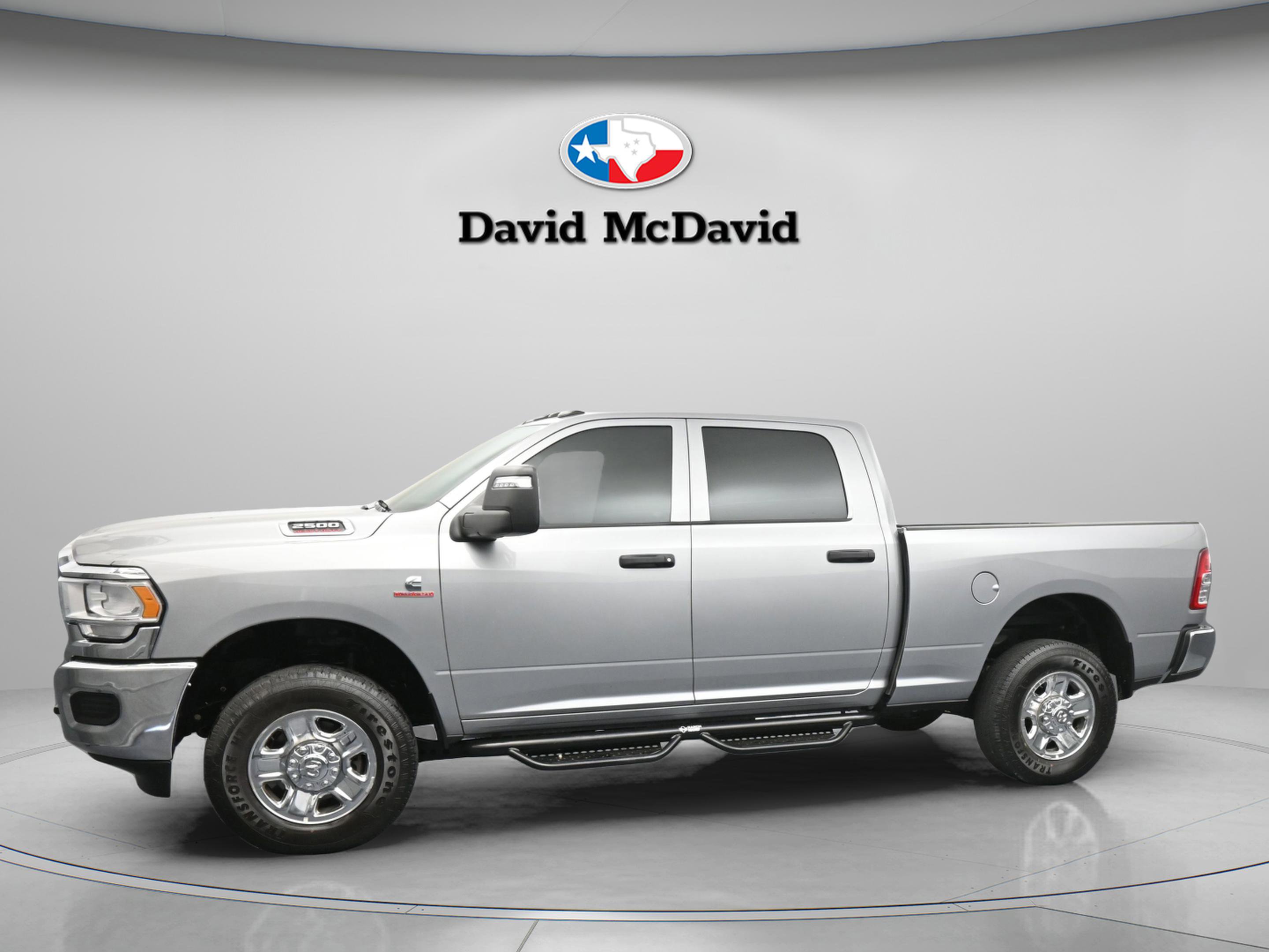 Used 2024 RAM 2500 Tradesman w/ Chrome Appearance Group image 5