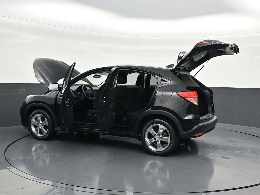 Used 2018 Honda HR-V LX image 34