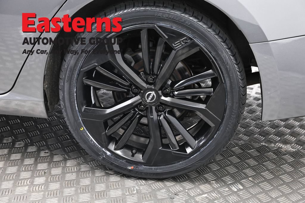 Used 2023 Nissan Altima 2.5 SR FWD image 33