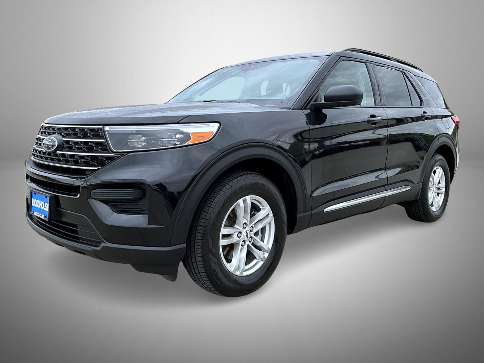 Used 2020 Ford Explorer XLT AWD/4WD image 1