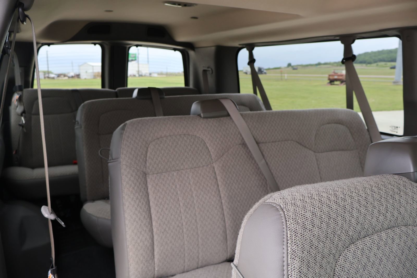 New 2026 Chevrolet Express 3500 LS RWD image 8