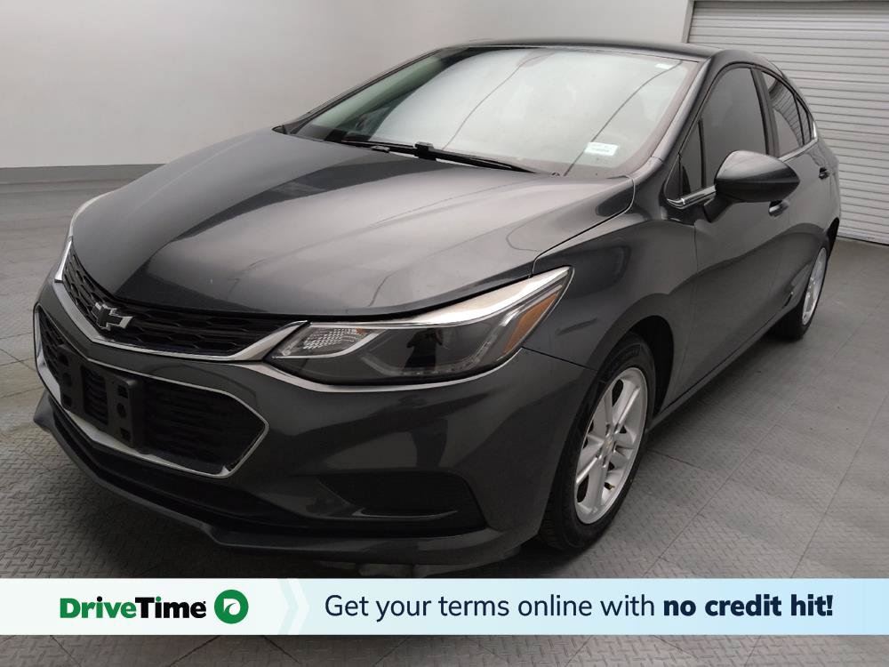 Used 2018 Chevrolet Cruze LT FWD image 1