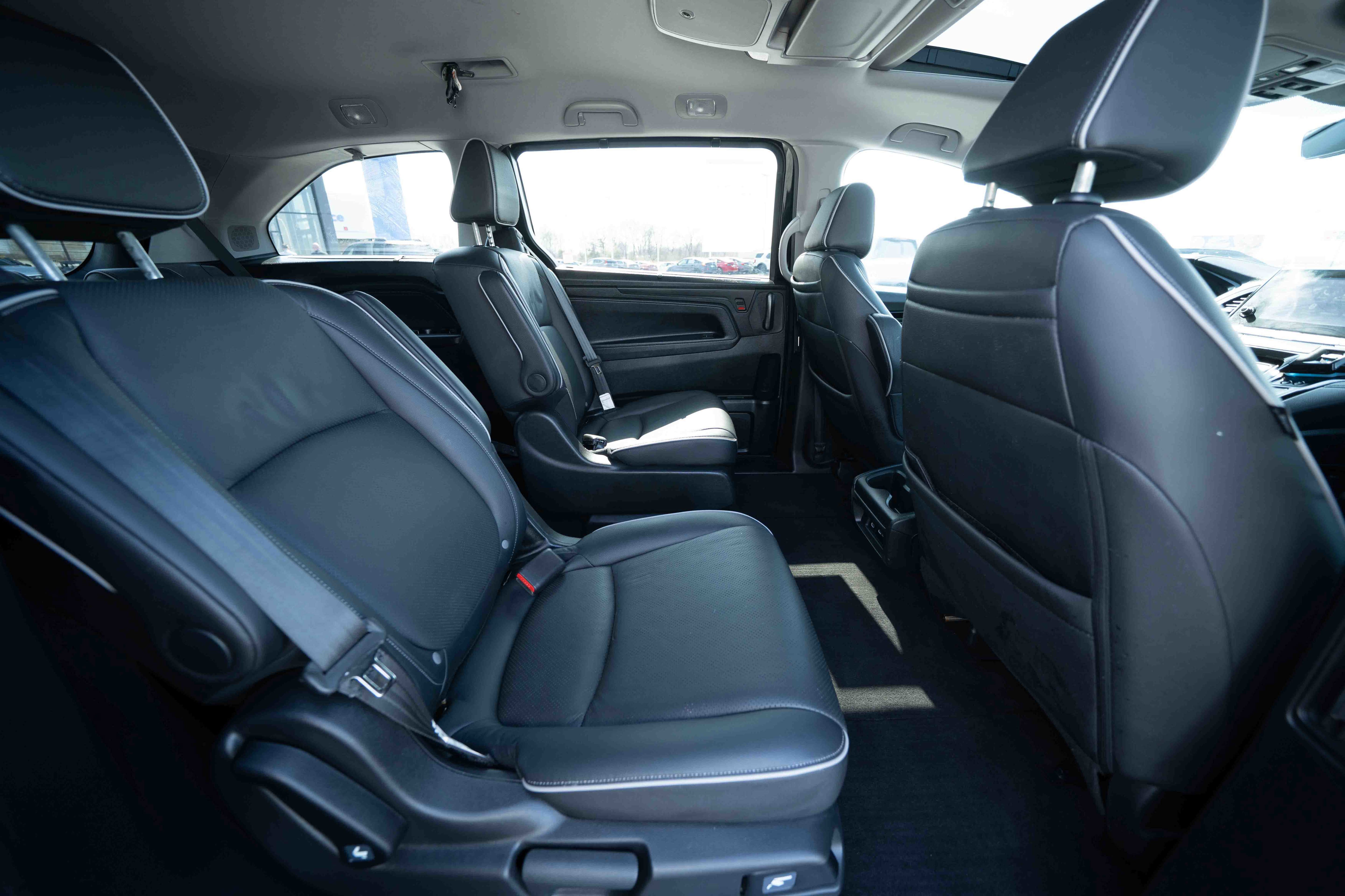 Used 2024 Honda Odyssey Elite image 26