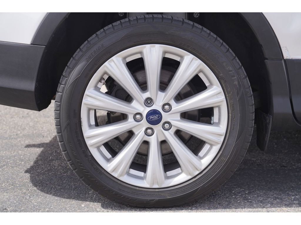 Used 2017 Ford Escape SE w/ SE Leather Comfort Package AWD/4WD image 6