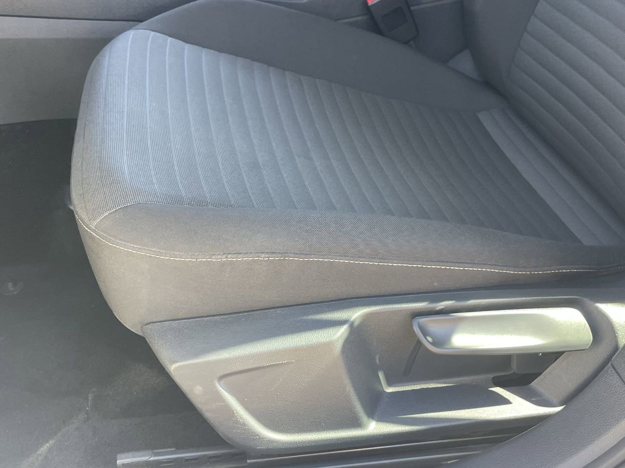 Used 2024 Volkswagen Jetta S image 23