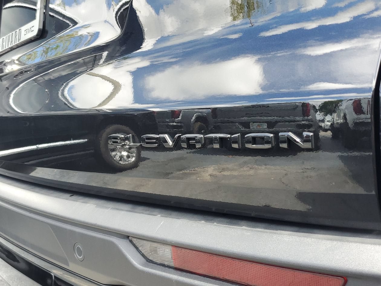 New 2026 GMC Acadia Elevation w/ Black Edition FWD image 9