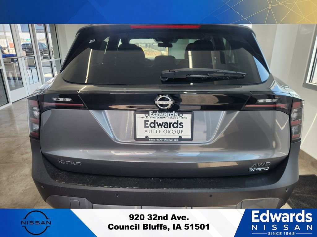 New 2025 Nissan Kicks SV AWD/4WD image 7