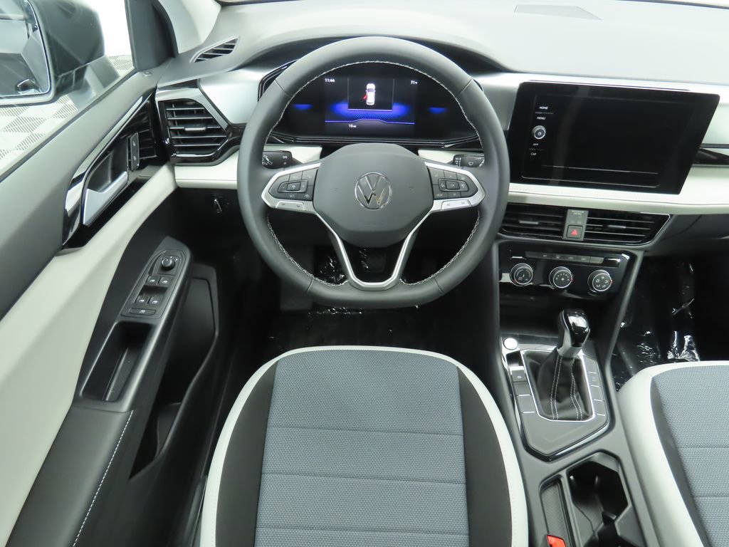 Used 2025 Volkswagen Taos S FWD image 10