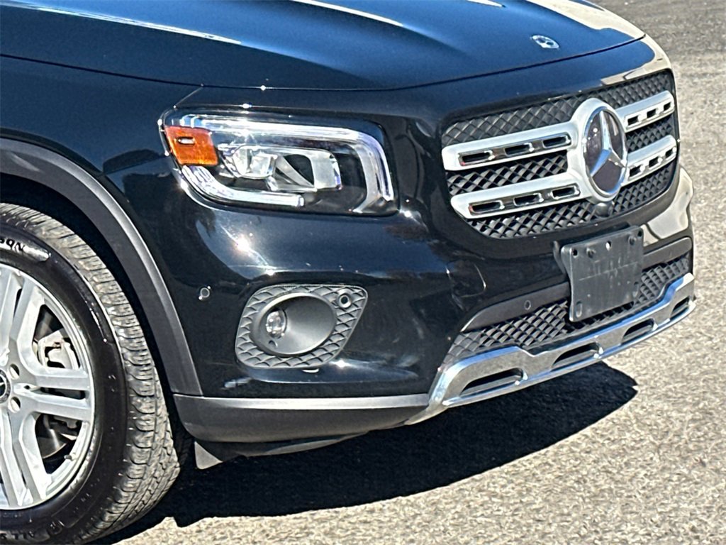 Used 2023 Mercedes-Benz GLB 250 4MATIC image 5