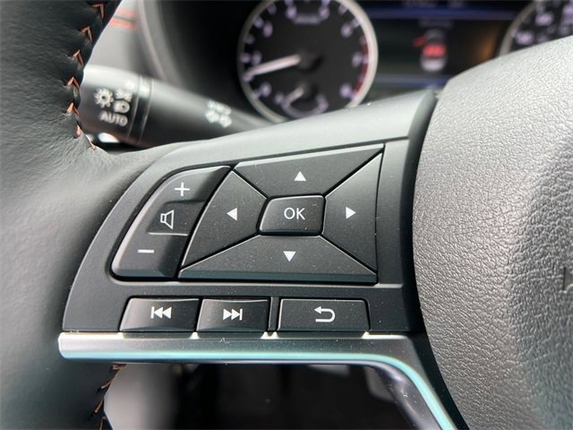 New 2025 Nissan Sentra SR w/ SR Premium Package image 18