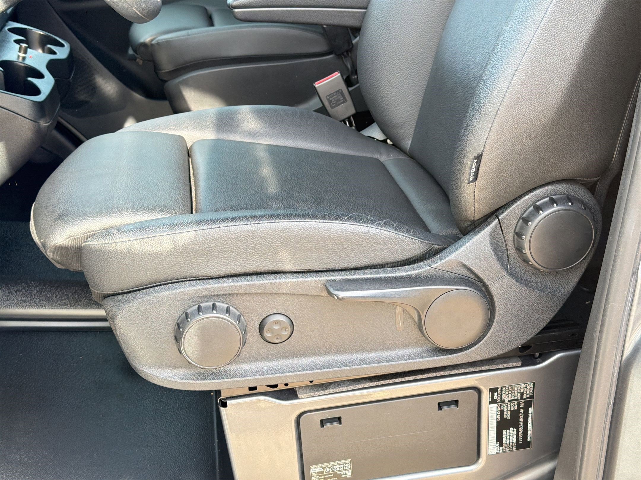 Used 2024 Mercedes-Benz Sprinter 2500 image 13