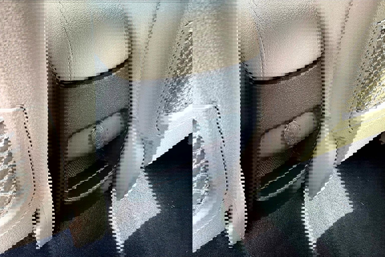 Used 2015 Kia Sorento LX image 10