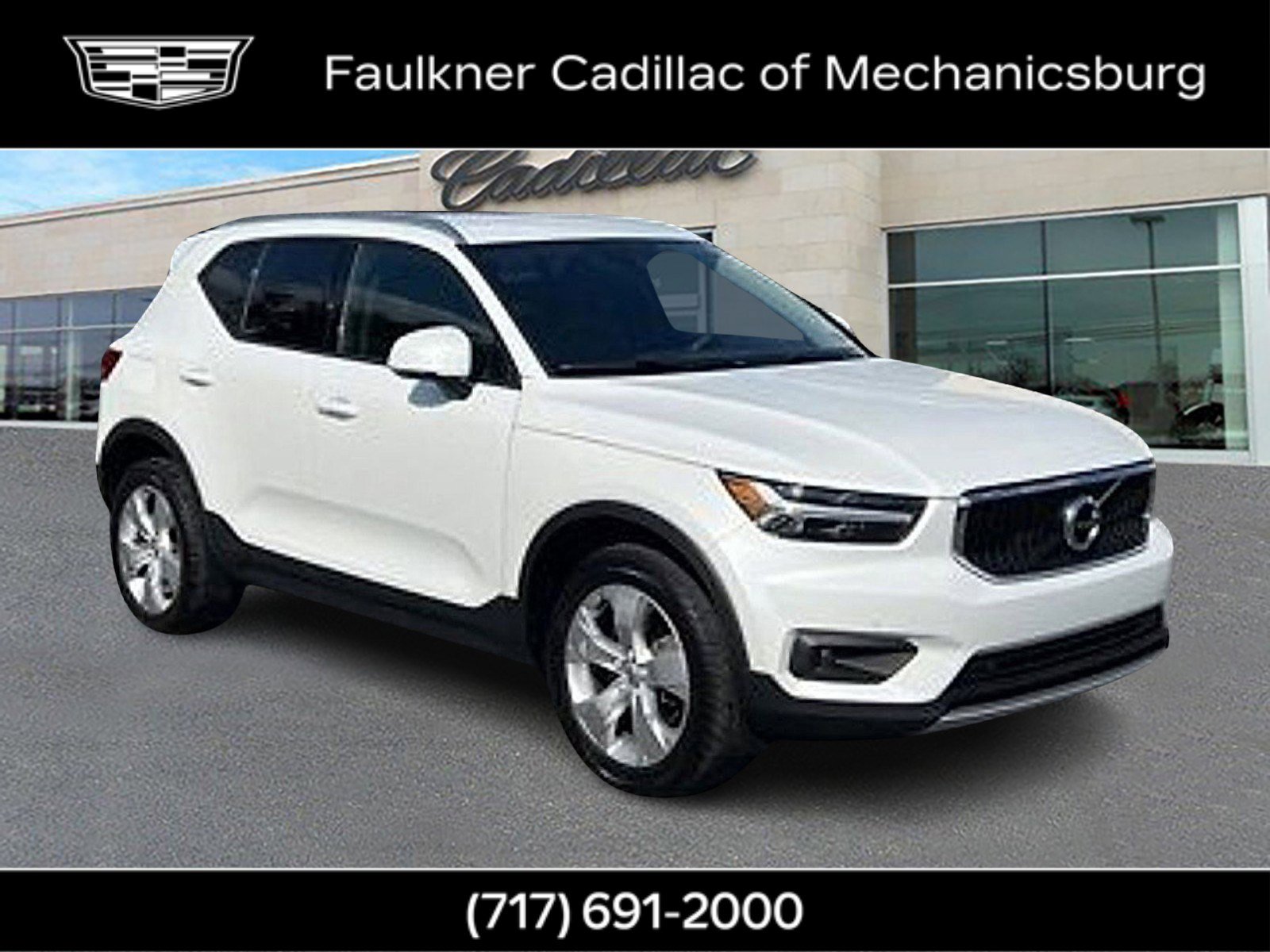 Used 2022 Volvo XC40 T5 Momentum