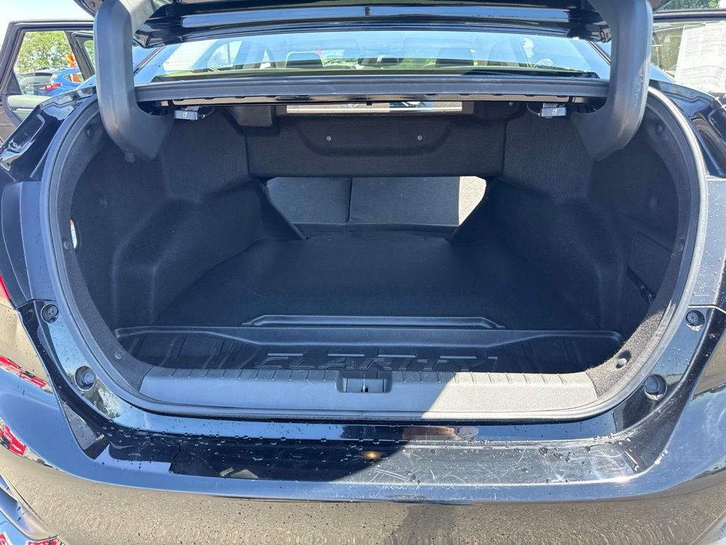 Used 2018 Honda Clarity Touring image 11