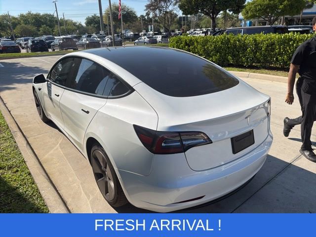 Used 2021 Tesla Model 3 Standard Range Plus image 8