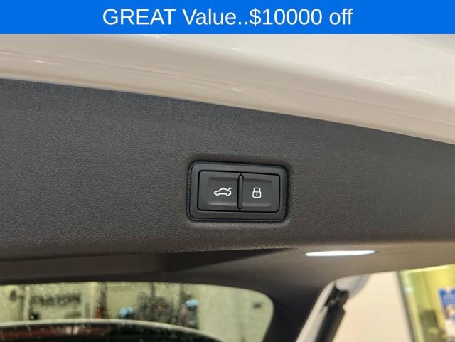 Used 2025 Audi Q5 Premium w/ 19" Wheel Package AWD/4WD image 18