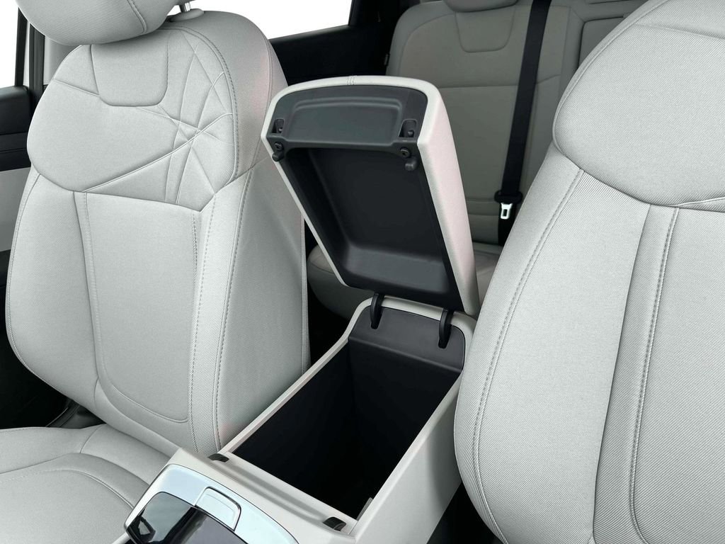 New 2025 Hyundai Tucson SEL image 18