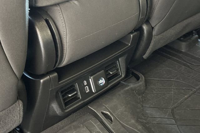 Used 2023 Chevrolet Silverado 1500 RST AWD/4WD image 13