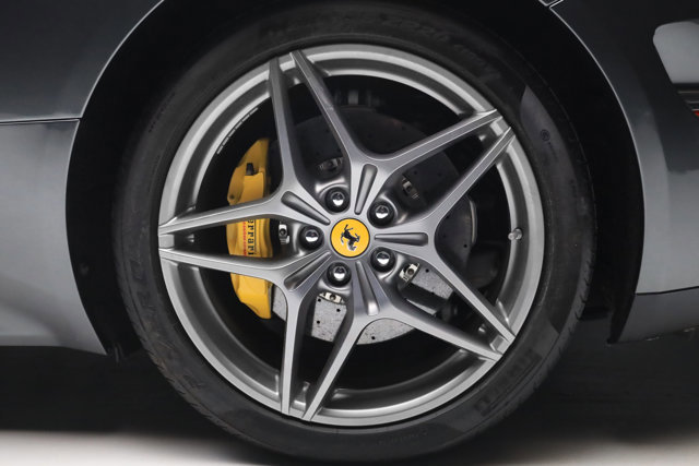 Used 2016 Ferrari California T image 47