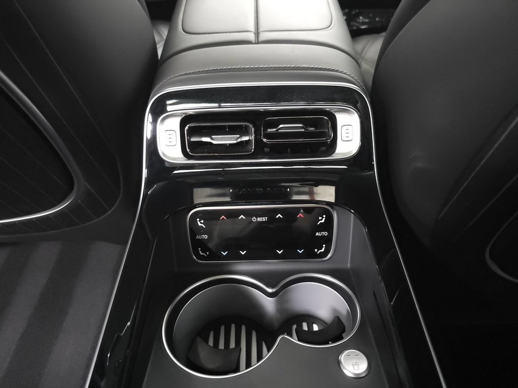 Certified 2024 Mercedes-Benz Maybach S 580 4MATIC image 32
