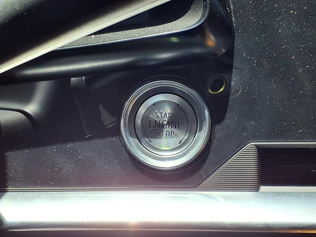 Used 2023 Chevrolet Corvette Z06 RWD image 14