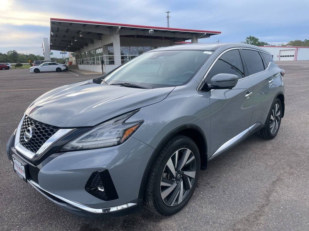 Used 2022 Nissan Murano SL w/ SL Moonroof Package image 3
