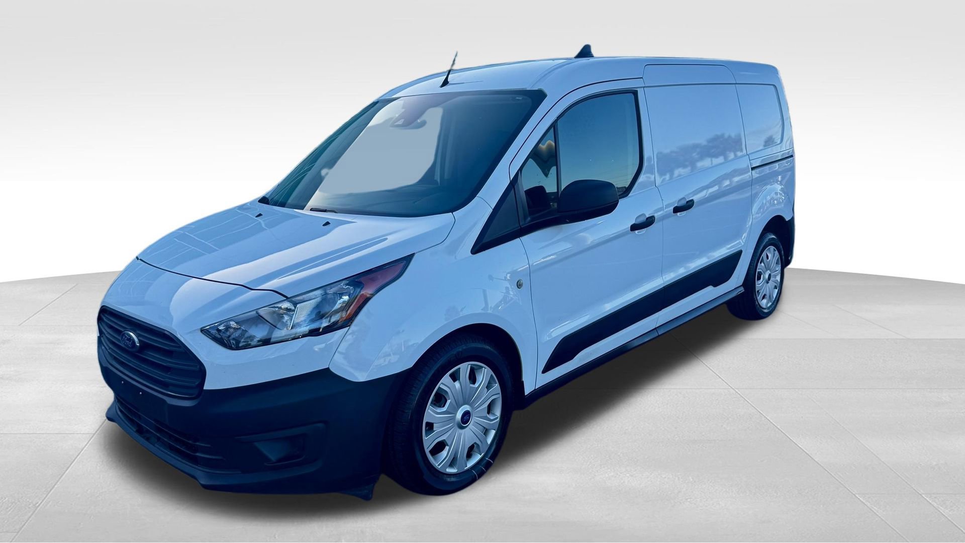 Used 2022 Ford Transit Connect XL image 17