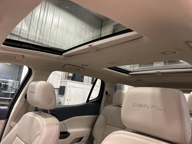 Used 2023 GMC Acadia Denali image 37