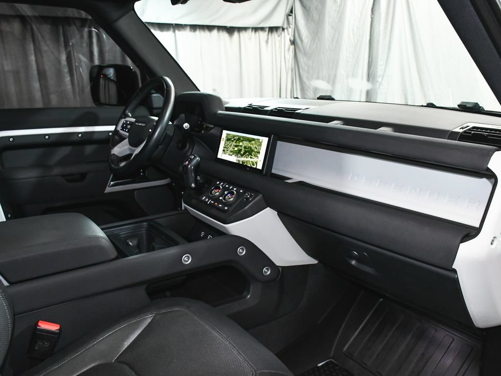 Used 2023 Land Rover Defender 90 X-Dynamic SE AWD/4WD image 58