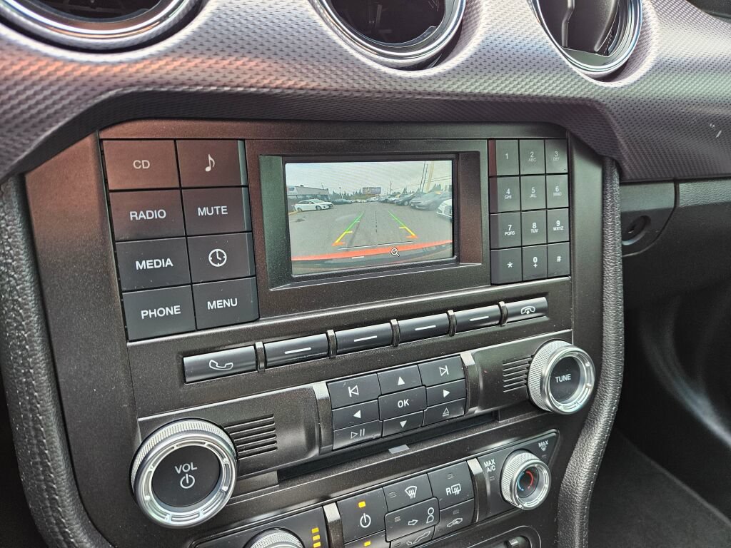 Used 2015 Ford Mustang GT RWD image 23
