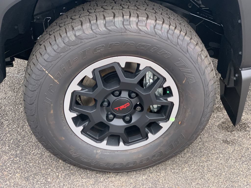 New 2026 Toyota Tacoma TRD Off-Road AWD/4WD image 32