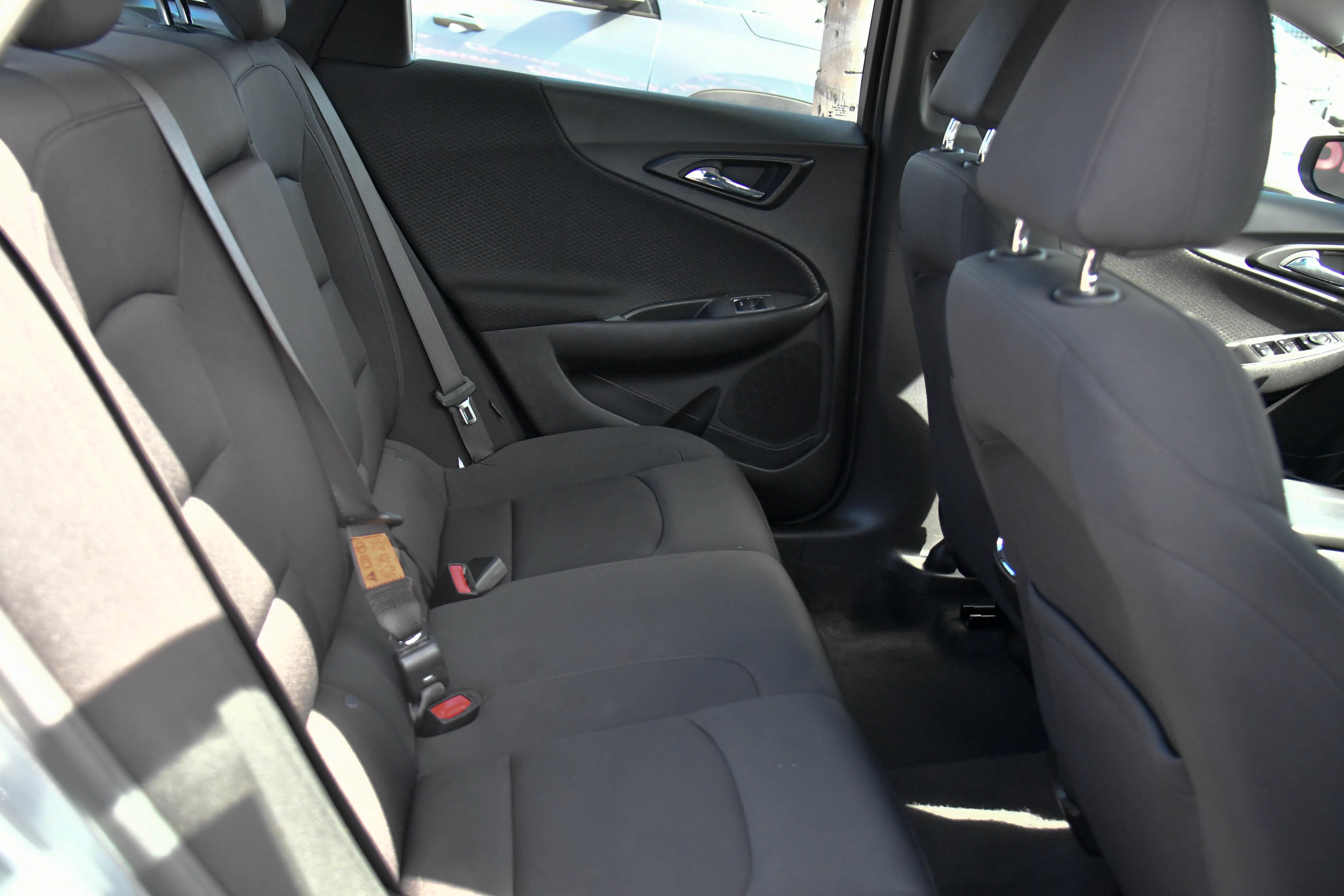 Used 2024 Chevrolet Malibu LT FWD image 37