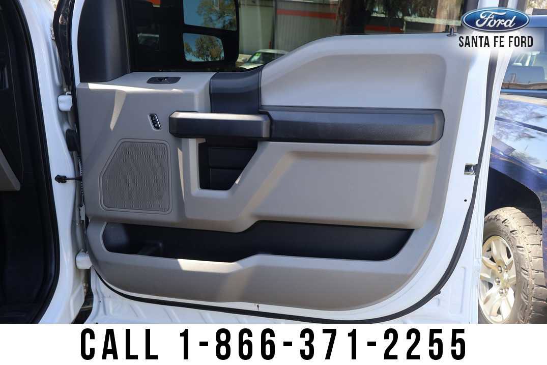 Used 2017 Ford F250 XL w/ Power Equipment Group image 24